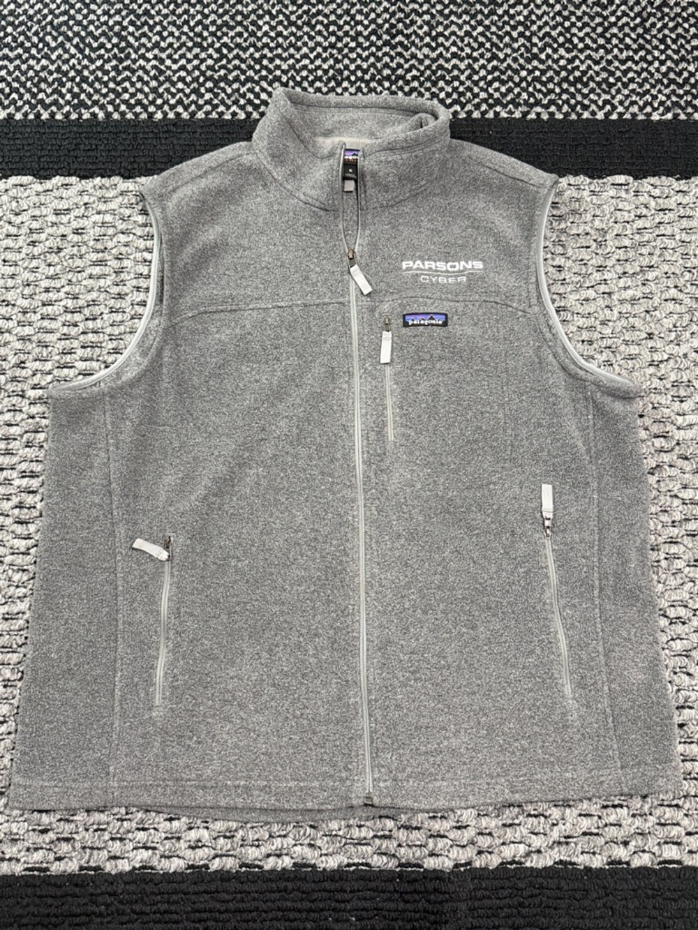 Patagonia Synchilla Vest Men’s XL Full Zip Fleece Parsons Cyber Logo Embroidered
